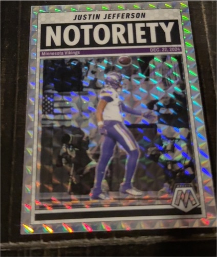 2025 Panini Mosaic #6 Justin Jefferson Notoriety Orange Fluorescent — front