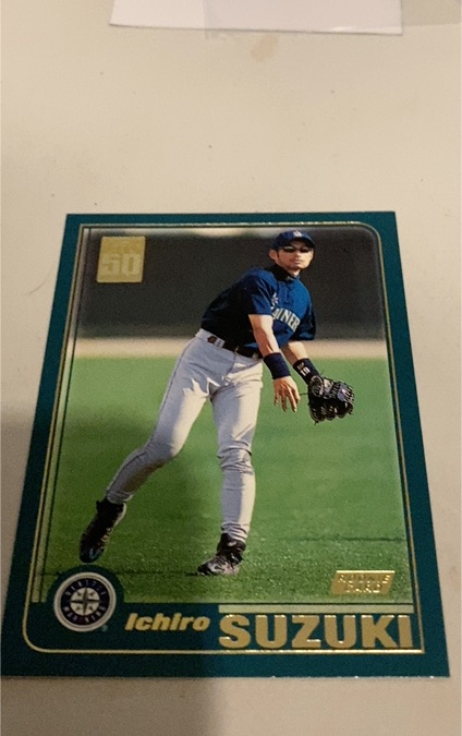 2001 Topps #726 Ichiro Suzuki — front