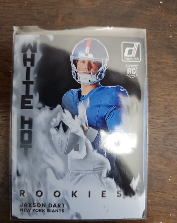 2025 Panini Donruss White Hot Rookies #WHR-JXD Jaxson Dart — front