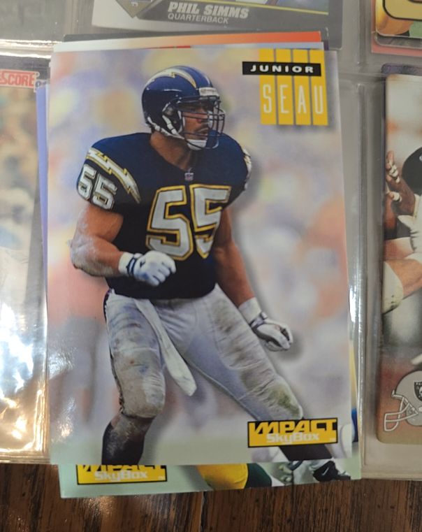 1994 SkyBox Impact #228 Junior Seau — front