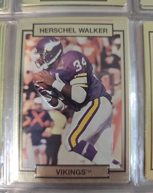 1990 Action Packed #158 Herschel Walker — front