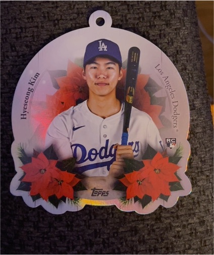 2025 Topps Holiday #OO-2 Hyeseong Kim — front