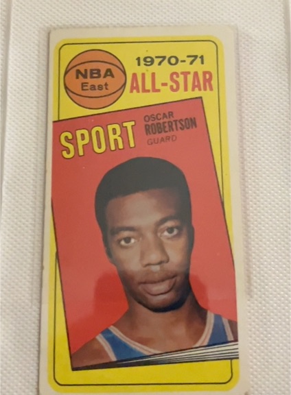 1970-71 Topps #114 Oscar Robertson — front