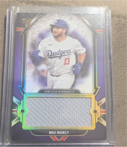 2024 Topps Triple Threads Single Jumbo Relics Max Muncy #SJR-MM — front
