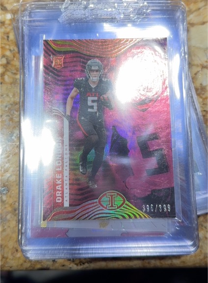 2022 Panini Illusions #6 Drake London — front
