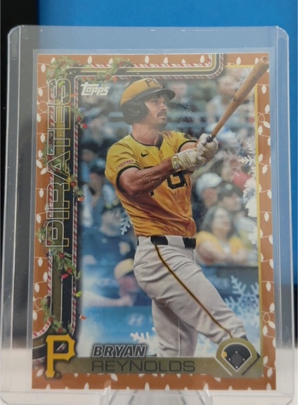 2025 Topps Holiday #PIRATES Bryan Reynolds — front