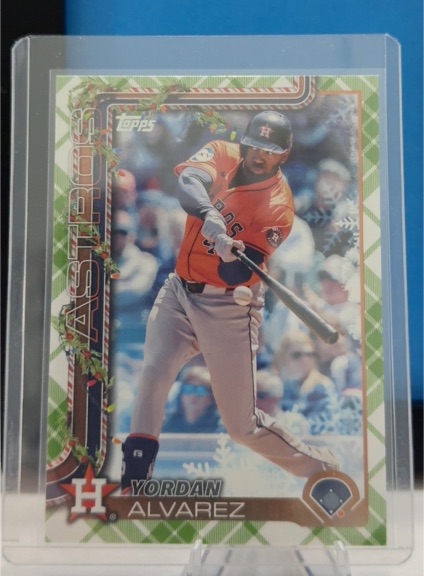 2025 Topps Holiday #H44 Yordan Alvarez — front