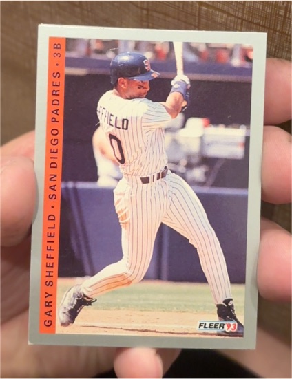 1993 Fleer #147 Gary Sheffield — front