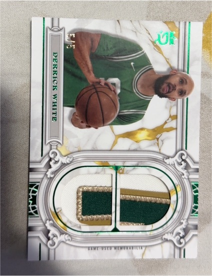 2023-24 Topps Royalty Regalia Relics #RR-DW Derrick White — front