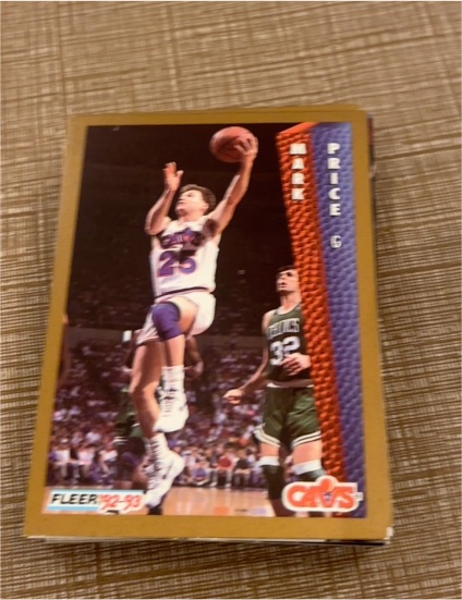 1992-93 Fleer #43 Mark Price — front