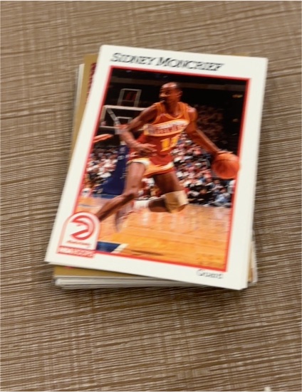 1991-92 NBA Hoops #3 Sidney Moncrief — front