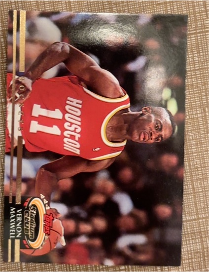 1992-93 Stadium Club #85 Vernon Maxwell — front