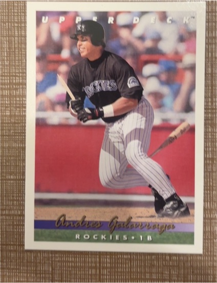 1993 Upper Deck #593 Andres Galarraga — front