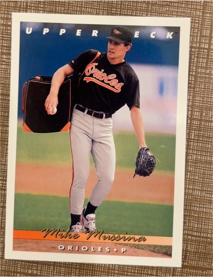 1993 Upper Deck #233 Mike Mussina Baltimore Orioles — front