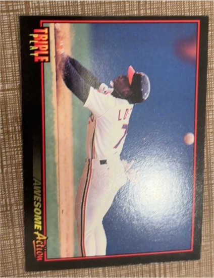 1993 Donruss Triple Play #144 Kenny Lofton — front