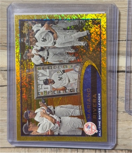 2012 Topps #109 Mariano Rivera All-Time Saves Leader — front