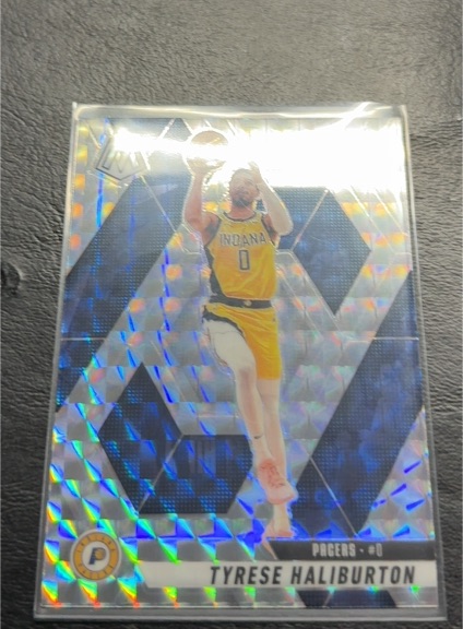 2024-25 Panini Mosaic #85 Tyrese Haliburton — front