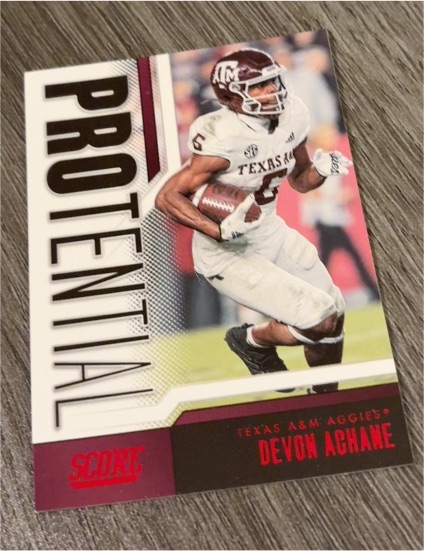 2023 Panini Score #17 Devon Achane — front