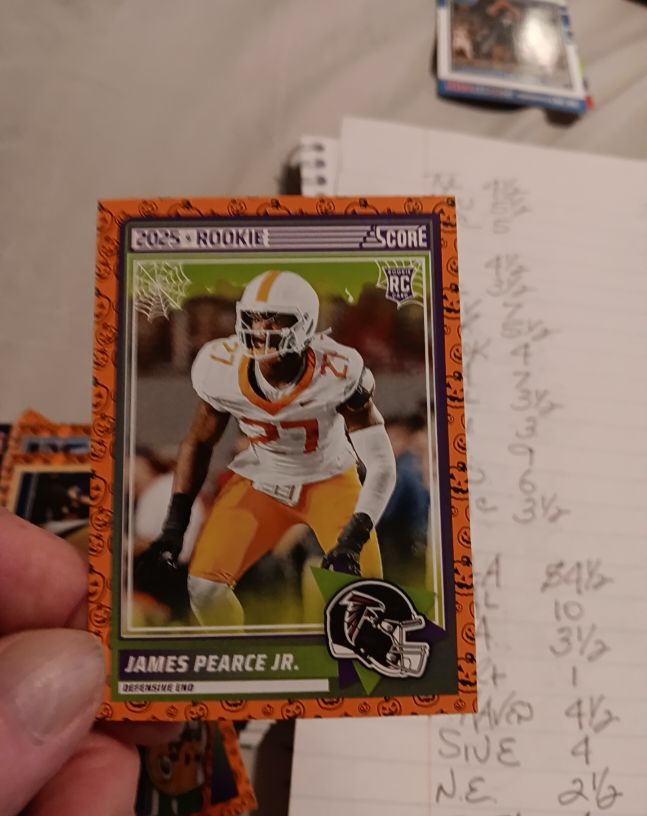 2025 Panini Score-A-Treat #26 James Pearce Jr. — front