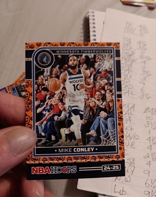2024-25 Panini NBA Haunted Hoops #157 Mike Conley — front