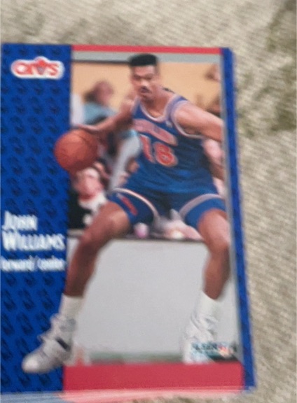 1991-92 Fleer #40 John Williams — front