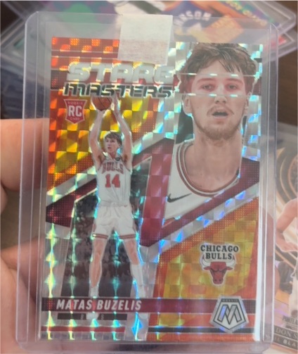 2024-25 Panini Mosaic #16 Matas Buzelis — front