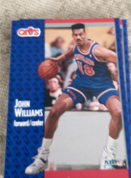 1991-92 Fleer #40 John Williams — front