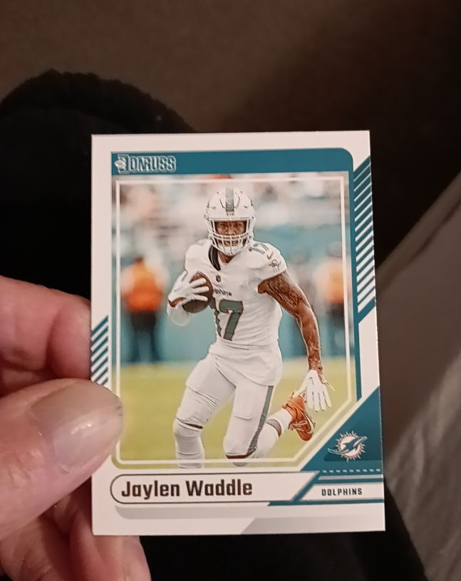 2024 Panini Donruss #125 Jaylen Waddle — front