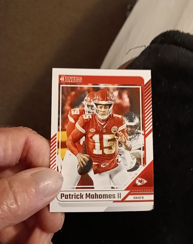 2024 Panini Donruss #100 Patrick Mahomes II — front