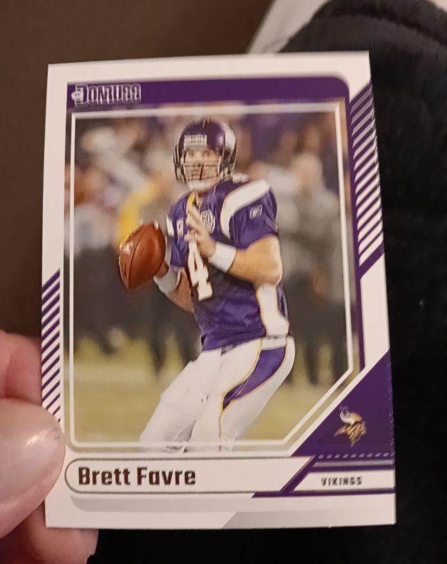 2024 Panini Donruss #185 Brett Favre Minnesota Vikings — front