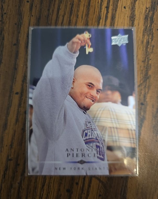 2008 Upper Deck #130 Antonio Pierce — front