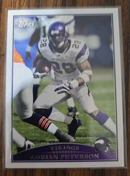2009 Topps #110 Adrian Peterson — front