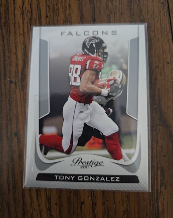 2011 Panini Prestige #122 Tony Gonzalez — front