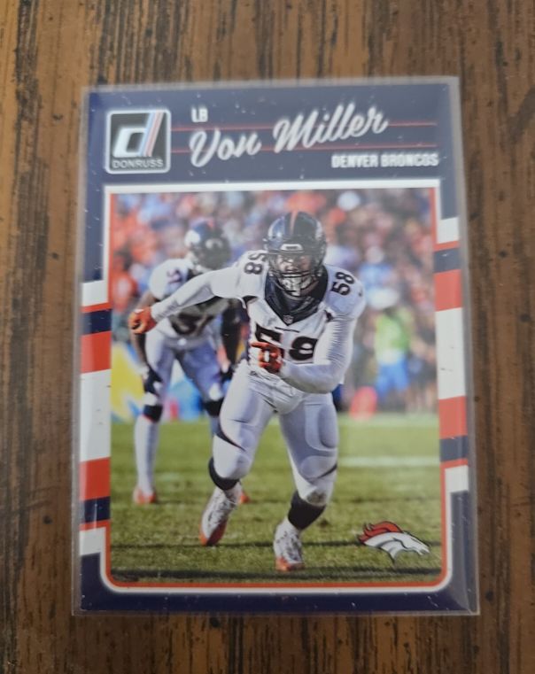 2016 Donruss #89 Von Miller — front