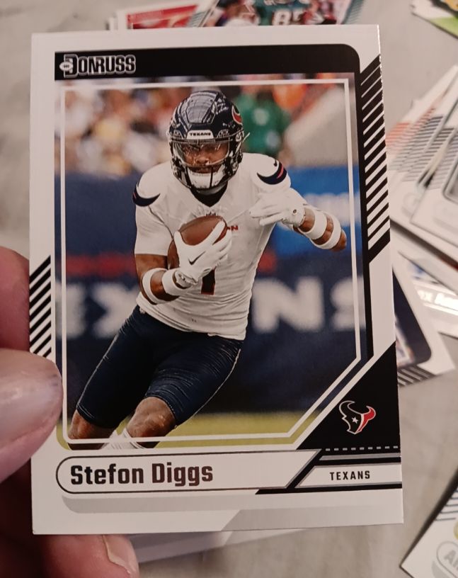 2024 Panini Donruss #182 Stefon Diggs Houston Texans — front