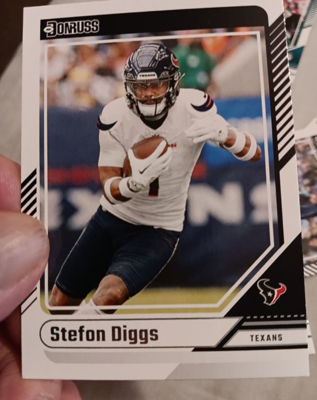 2024 Panini Donruss #182 Stefon Diggs — front