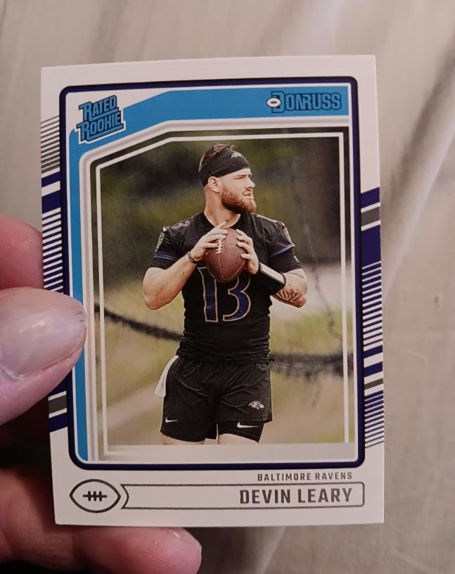 2024 Panini Donruss #329 Devin Leary — front