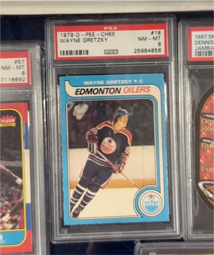 1979 O-Pee-Chee #18 Wayne Gretzky — front
