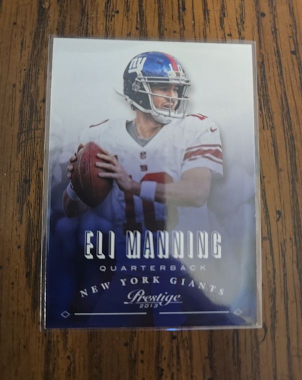 2013 Panini Prestige #126 Eli Manning — front