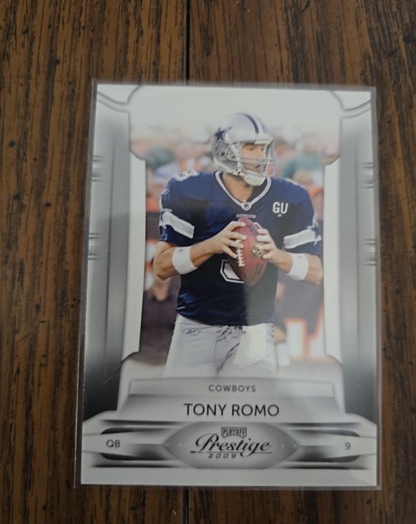 2009 Playoff Prestige #9 Tony Romo — front