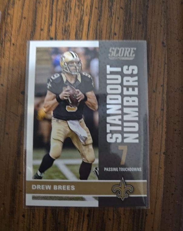 2017 Score #4 Drew Brees Standout Numbers — front