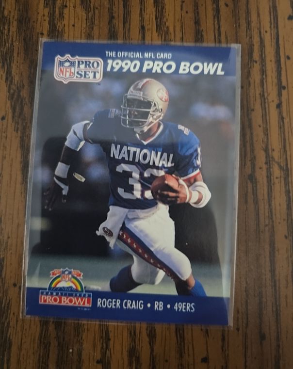 1990 Pro Set #385 Roger Craig — front