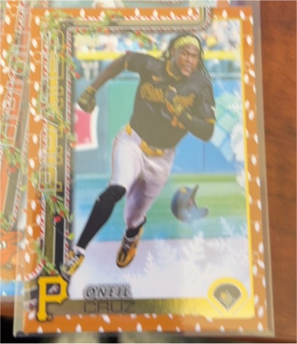 2025 Topps Holiday #H73 Oneil Cruz — front