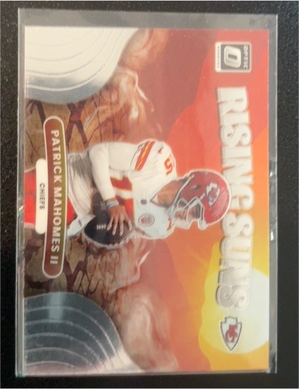 2022 Donruss Optic #RS1 Patrick Mahomes II Rising Suns — front