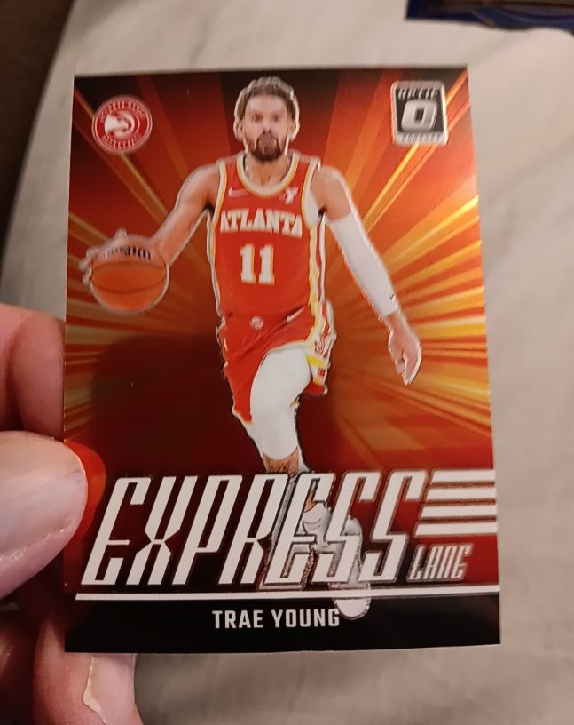 2024-25 Donruss Optic #5 Trae Young Express Lane — front