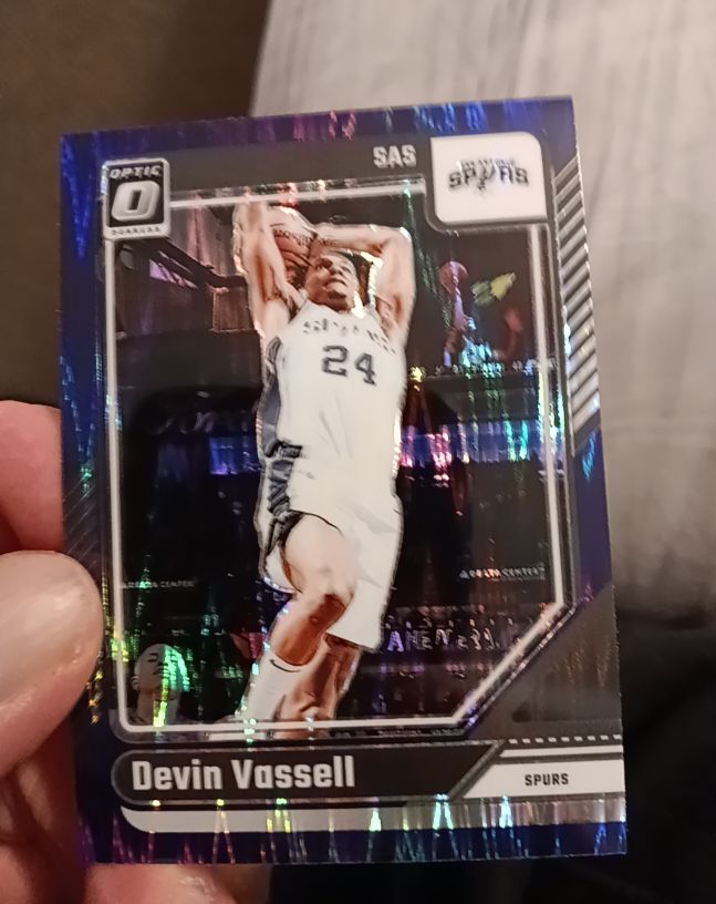 2024-25 Donruss Optic #157 Devin Vassell — front