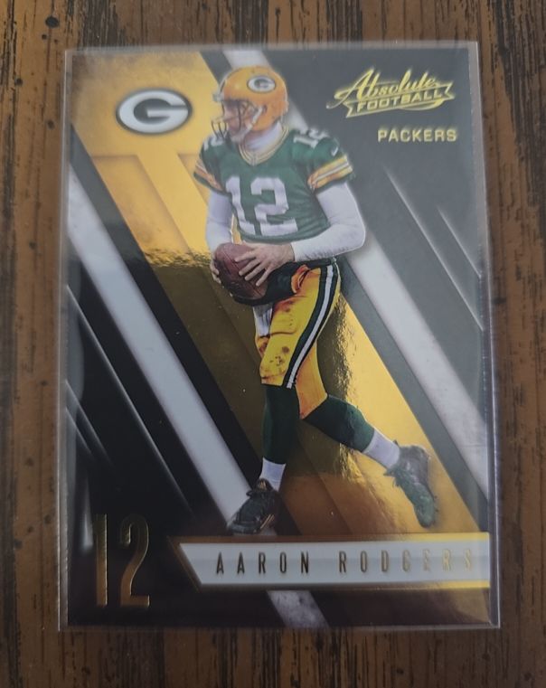 2016 Panini Absolute Football #67 Aaron Rodgers — front