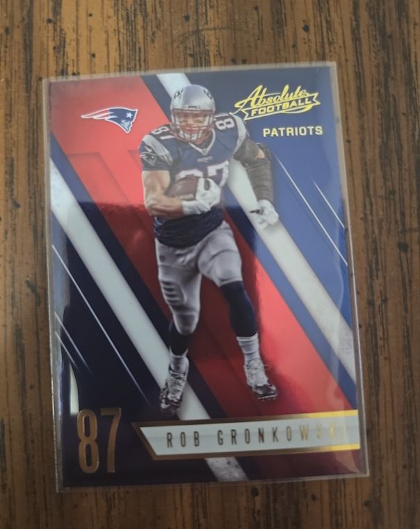 2016 Panini Absolute #44 Rob Gronkowski — front