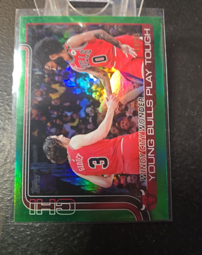 2025-26 Topps #277 Windy City Wonder: Young Bulls Play Tough — front