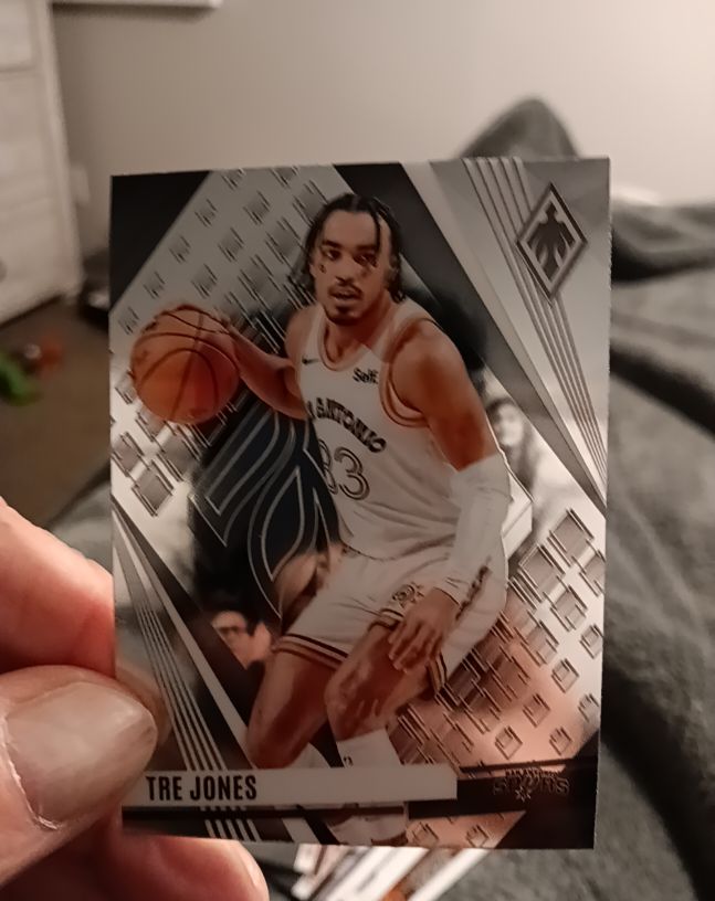 2023-24 Panini Phoenix #232 Tre Jones — front